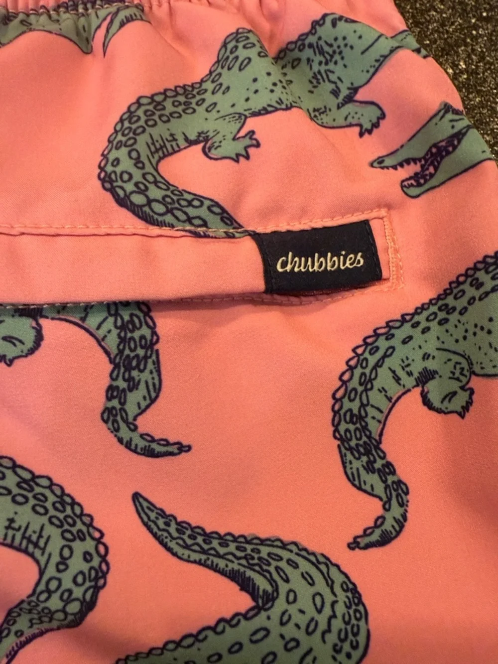 chubbies the Glades Pink Swim Trunks with Green Alligator Motif - size Medium